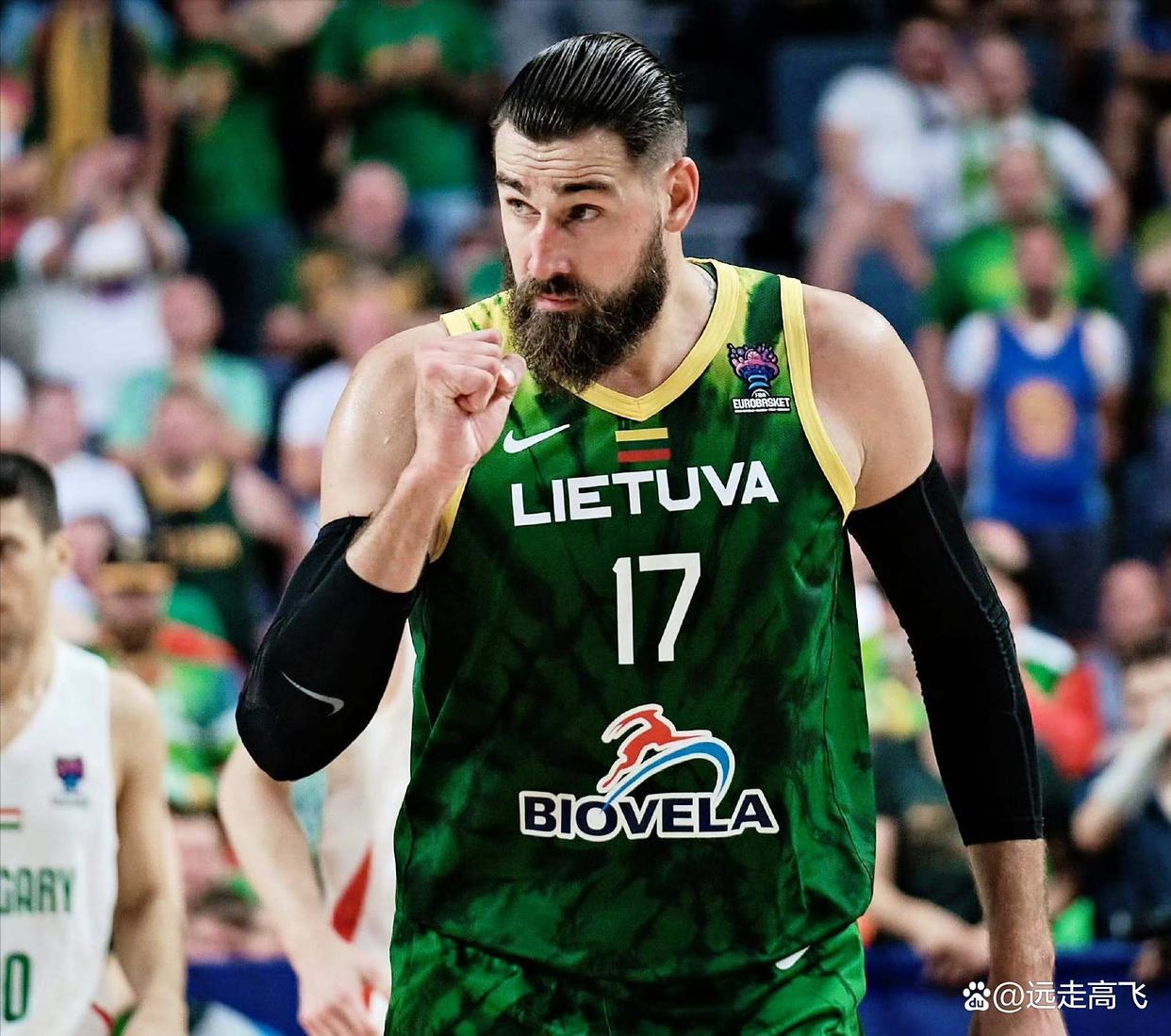 包含加时末段斯图加特备战欧篮联，绝杀压哨细节曝光，压力陡增，临场指挥获称赞的词条-爱游戏体育下载