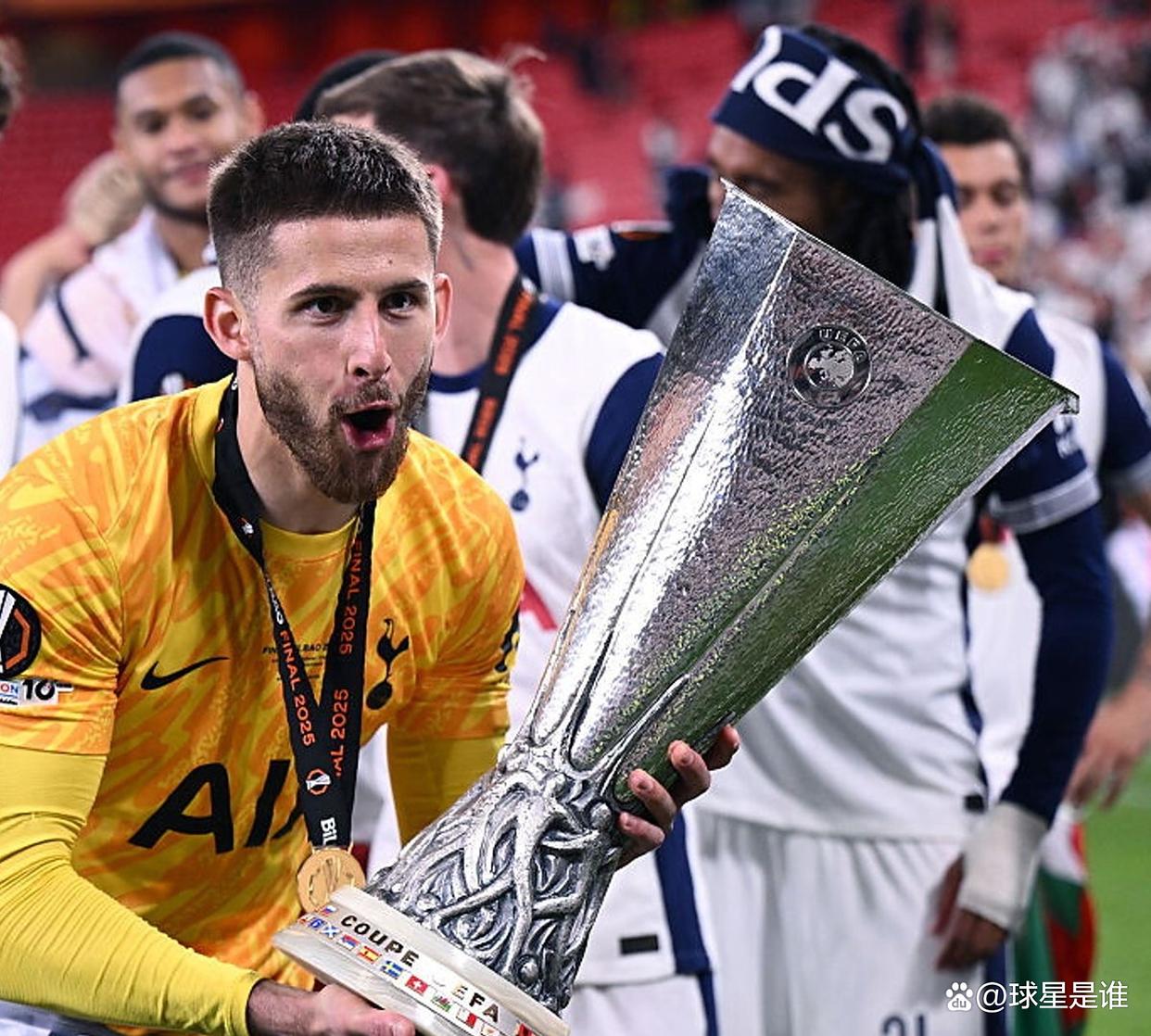 包含法国杯赛程吃紧，埃因霍温赛后遗憾出局，质疑声仍在，年轻球员得到机会的词条-爱游戏官网